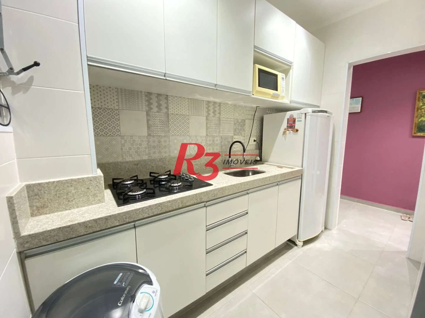 Kitnet com 1 dormitório, 38 m² - venda por R$ 300.000,00 ou aluguel por R$ 3.000,00/mês - Centro - São Vicente/SP
