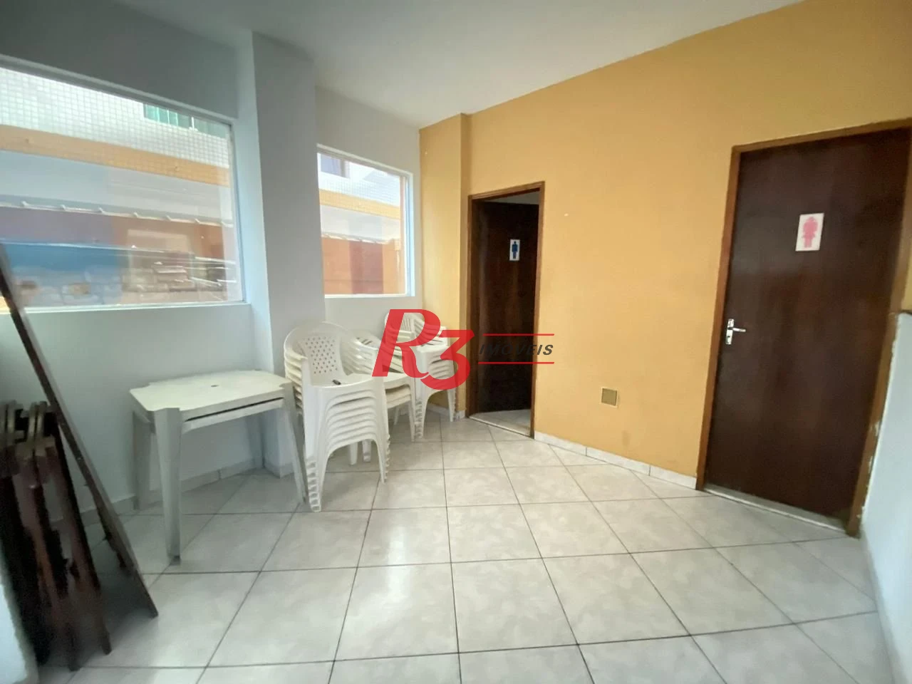 Kitnet com 1 dormitório, 38 m² - venda por R$ 300.000,00 ou aluguel por R$ 3.000,00/mês - Centro - São Vicente/SP