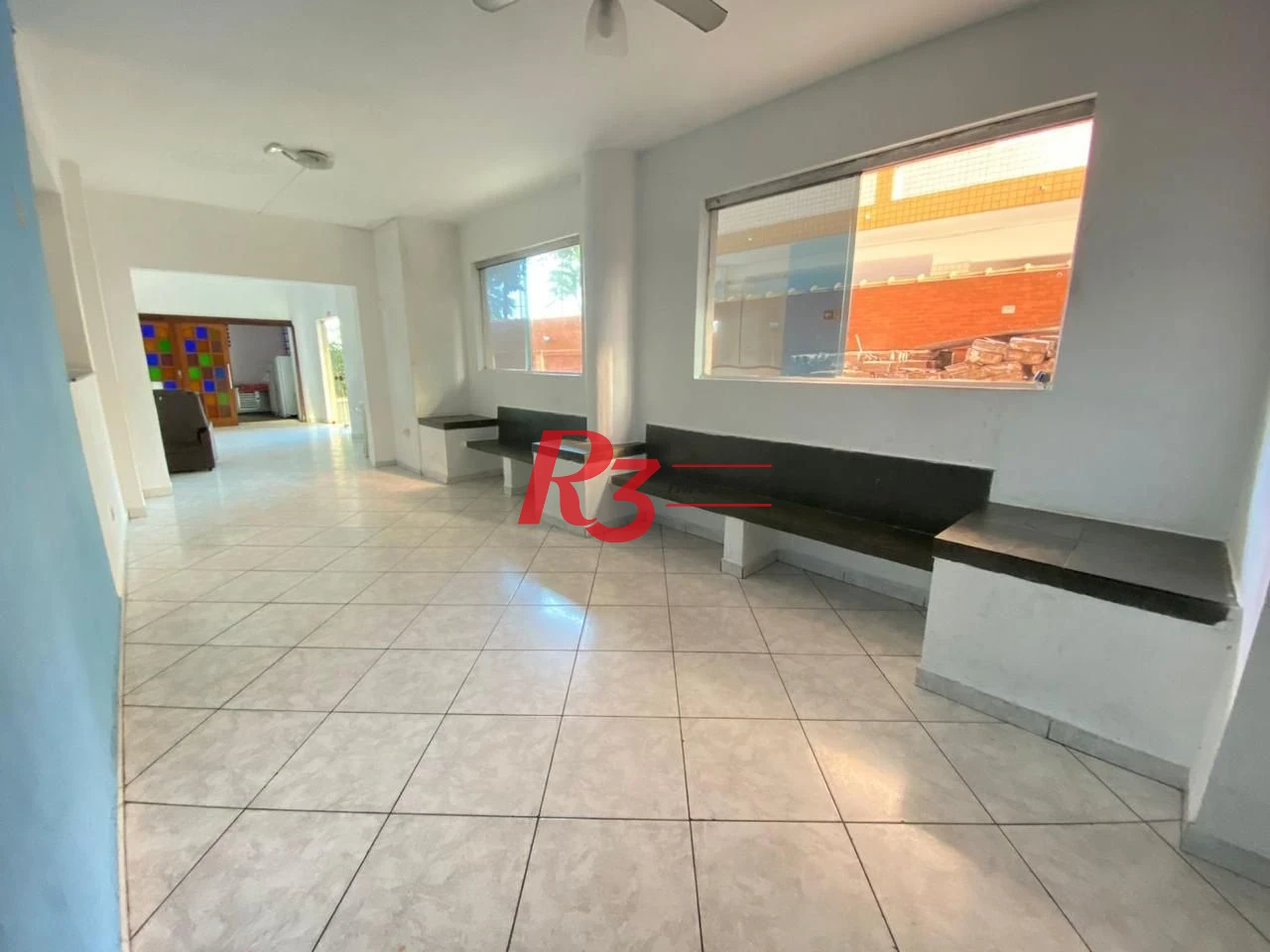 Kitnet com 1 dormitório, 38 m² - venda por R$ 300.000,00 ou aluguel por R$ 3.000,00/mês - Centro - São Vicente/SP