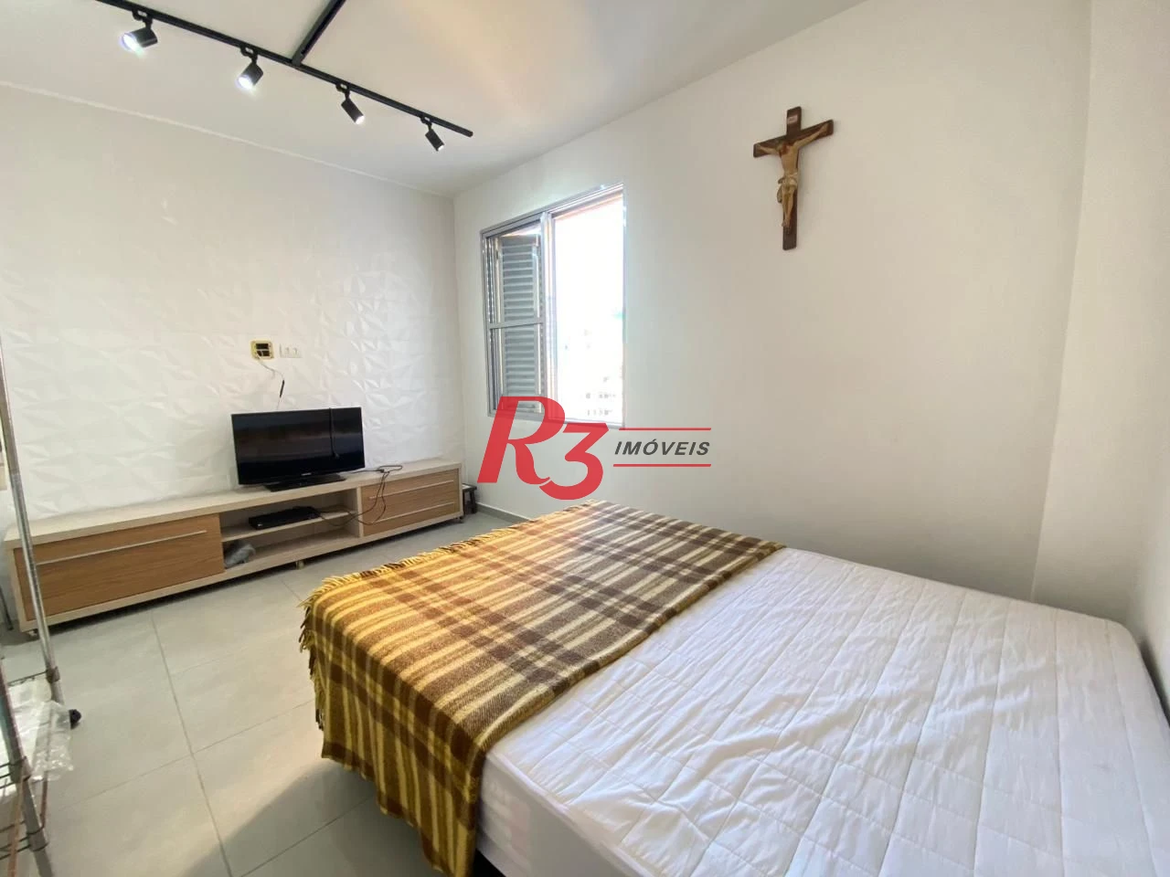 Kitnet com 1 dormitório, 38 m² - venda por R$ 300.000,00 ou aluguel por R$ 3.000,00/mês - Centro - São Vicente/SP