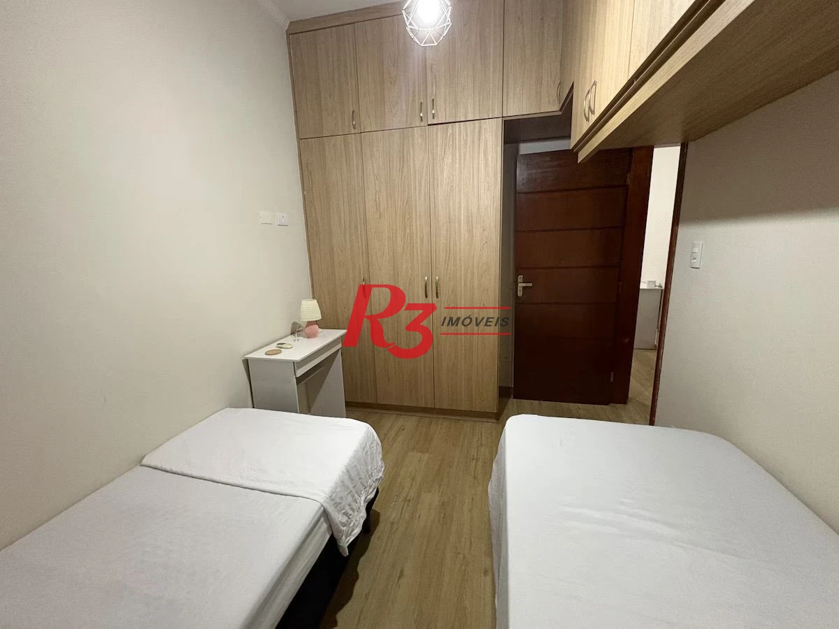 Apartamento com 3 dormitórios à venda, 100 m² por R$ 700.000,00 - José Menino - Santos/SP