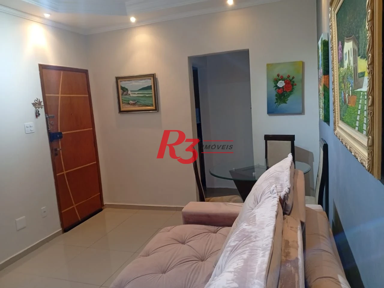 Apartamento com 2 dormitórios à venda, 68 m² por R$ 426.000,00 - Gonzaga - Santos/SP