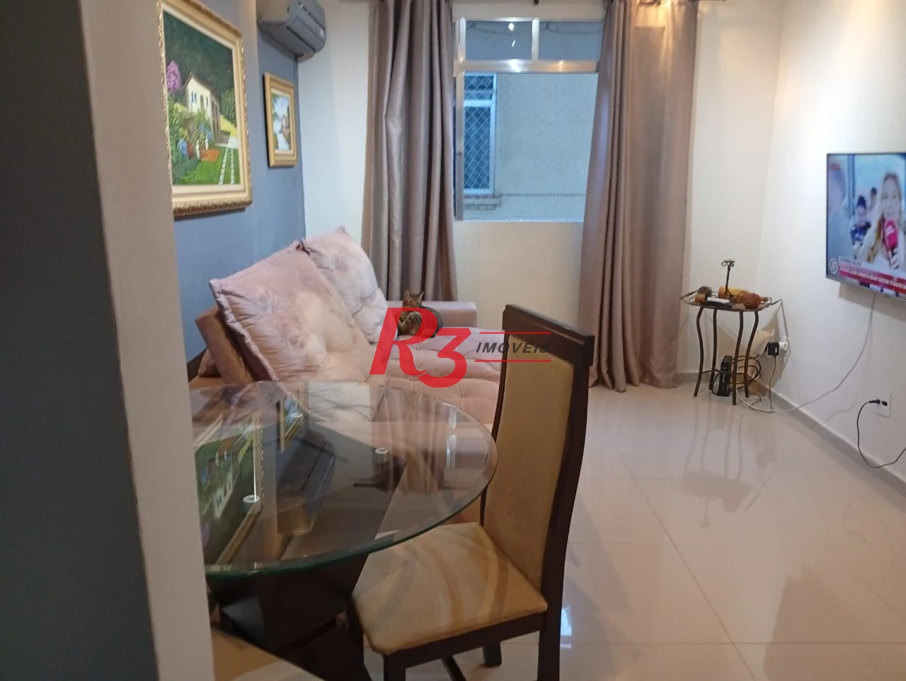 Apartamento com 2 dormitórios à venda, 68 m² por R$ 426.000,00 - Gonzaga - Santos/SP