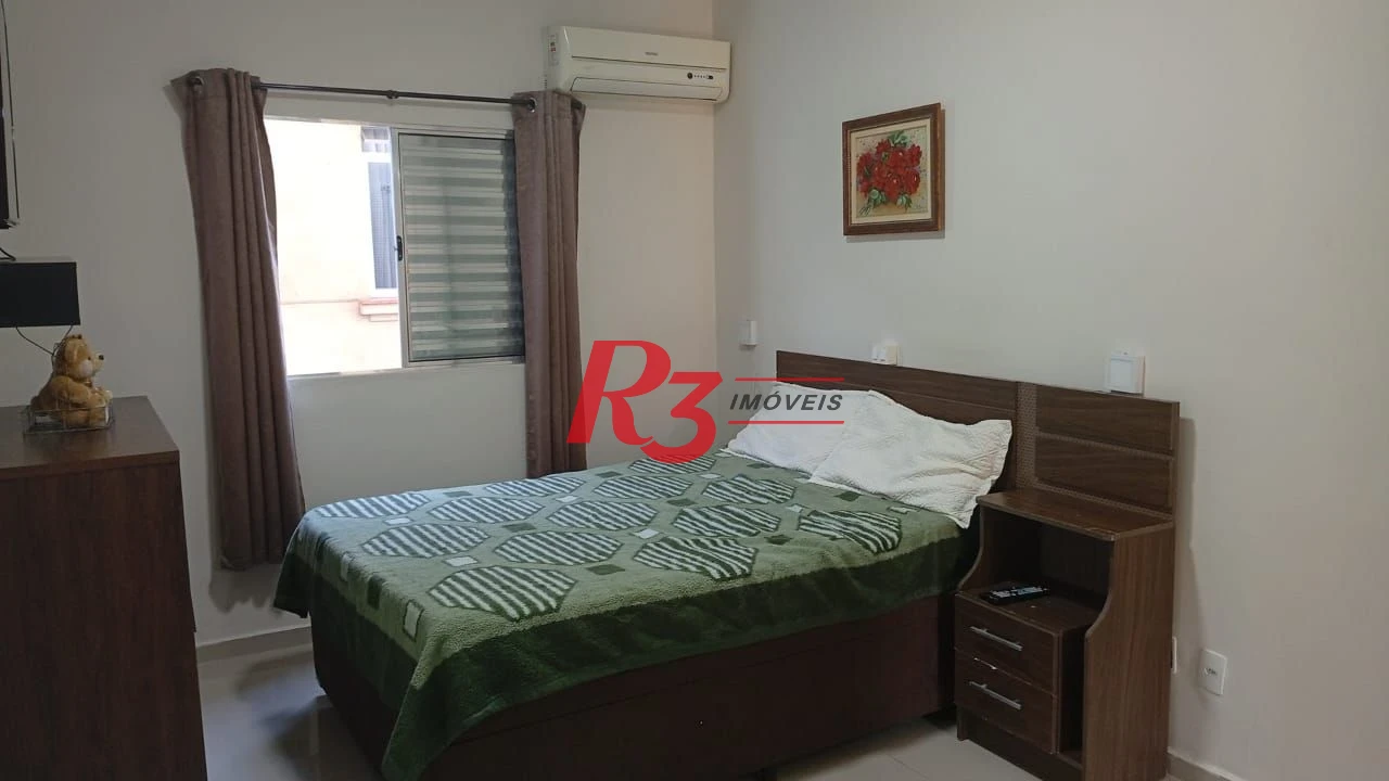 Apartamento com 2 dormitórios à venda, 68 m² por R$ 426.000,00 - Gonzaga - Santos/SP
