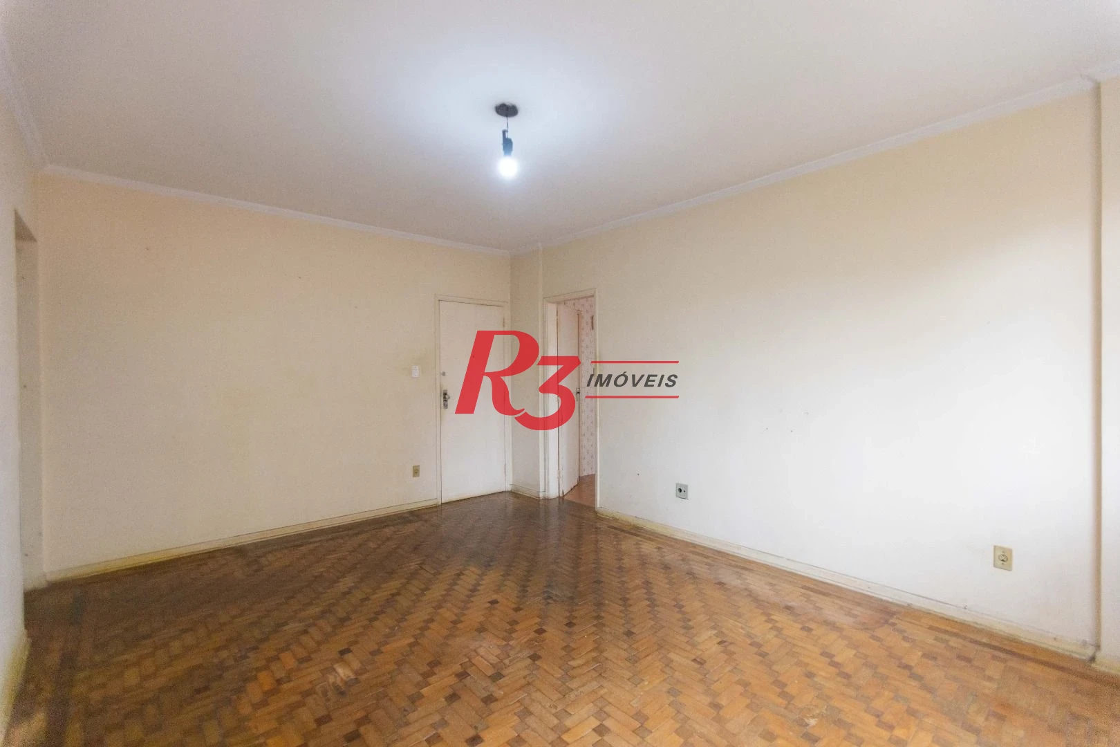 Apartamento com 2 dormitórios à venda, 91 m² por R$ 620.000,00 - Gonzaga - Santos/SP