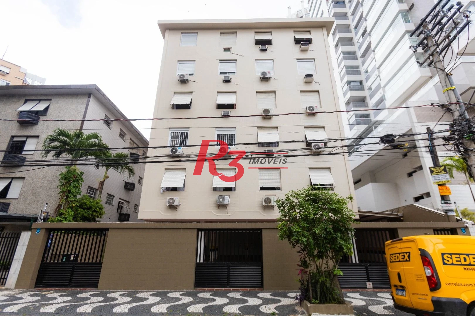 Apartamento com 2 dormitórios à venda, 91 m² por R$ 620.000,00 - Gonzaga - Santos/SP