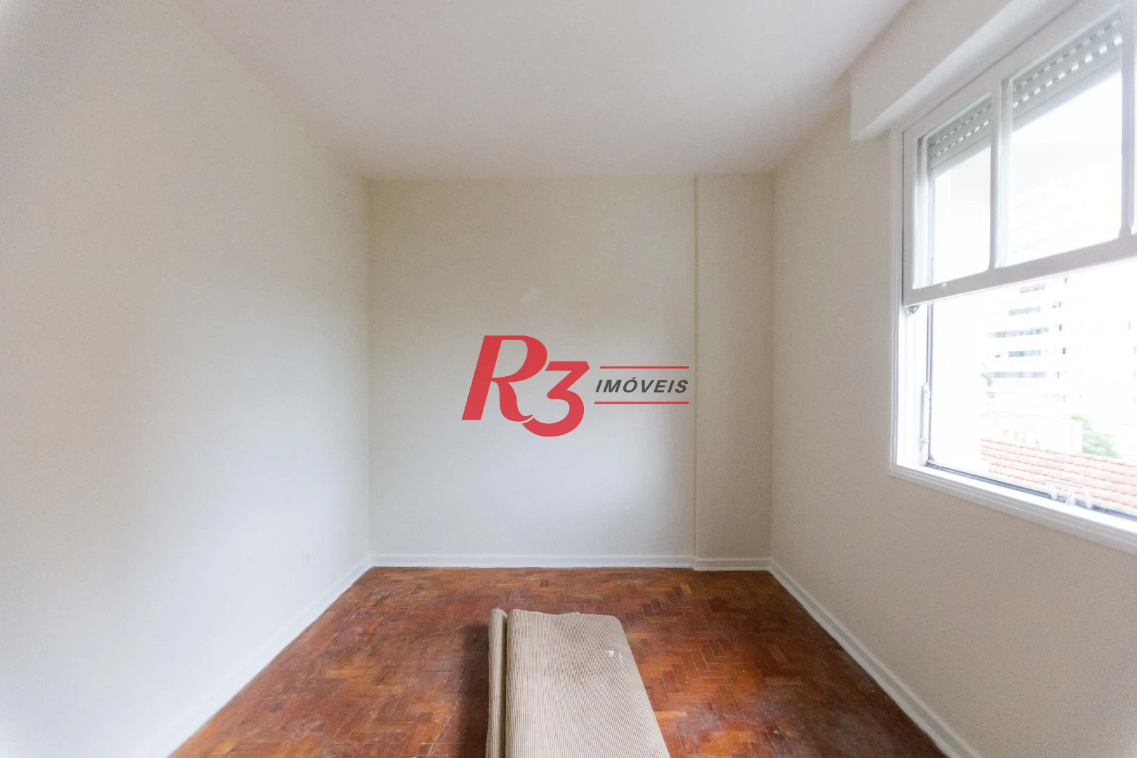 Apartamento com 2 dormitórios à venda, 91 m² por R$ 650.000,00 - Gonzaga - Santos/SP