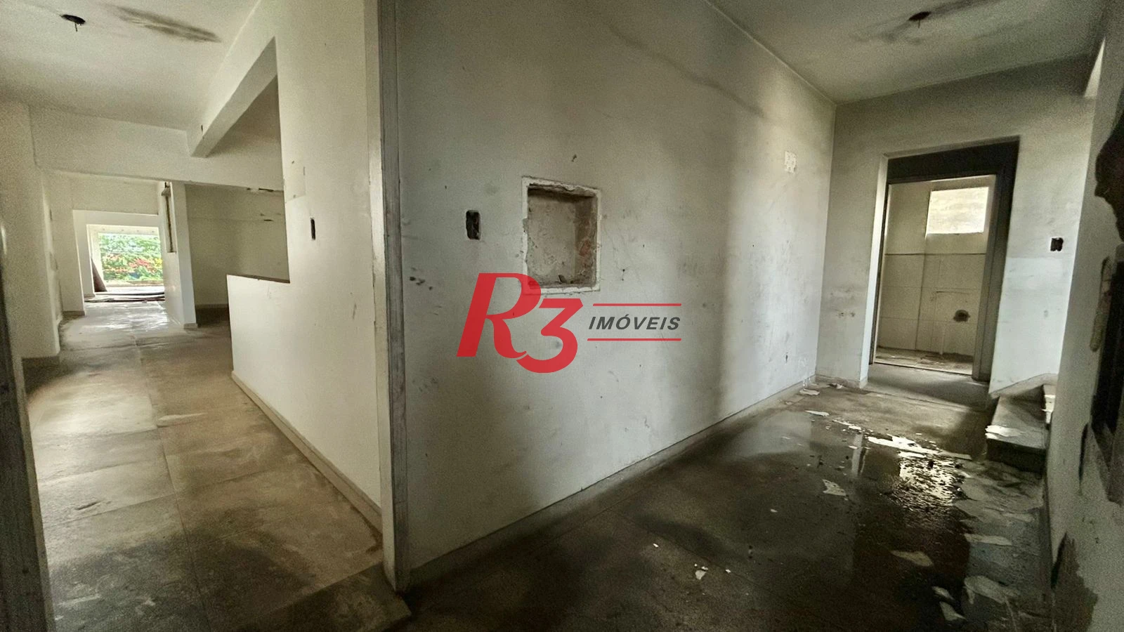Prédio, 1300 m² - venda por R$ 5.000.000,00 ou aluguel por R$ 61.000,00/mês - Vila Cascatinha - São Vicente/SP