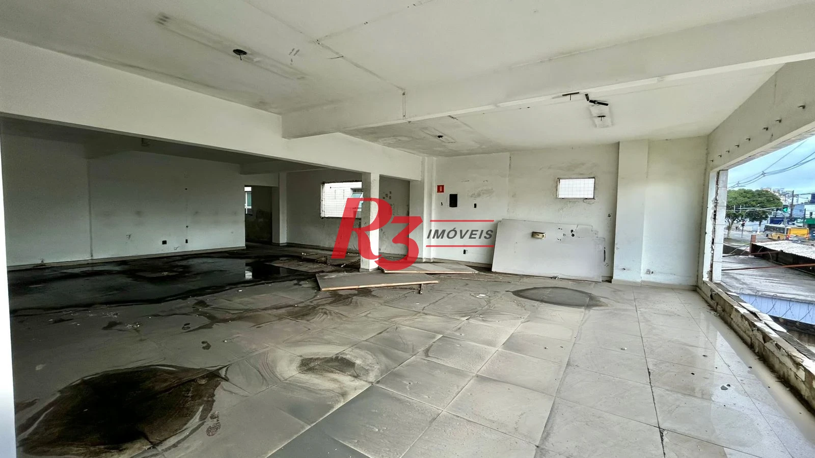 Prédio, 1300 m² - venda por R$ 5.000.000,00 ou aluguel por R$ 61.000,00/mês - Vila Cascatinha - São Vicente/SP