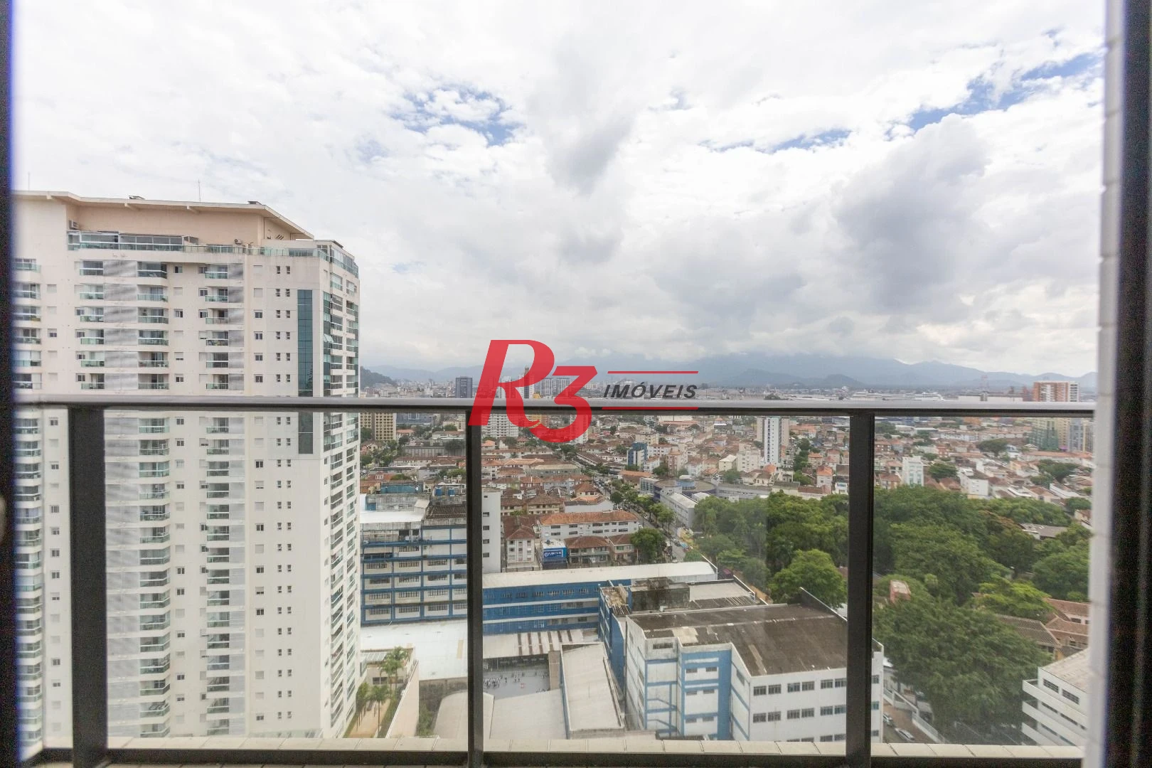 Apartamento com 2 dormitórios à venda, 83 m² por R$ 1.272.000,00 - Boqueirão - Santos/SP