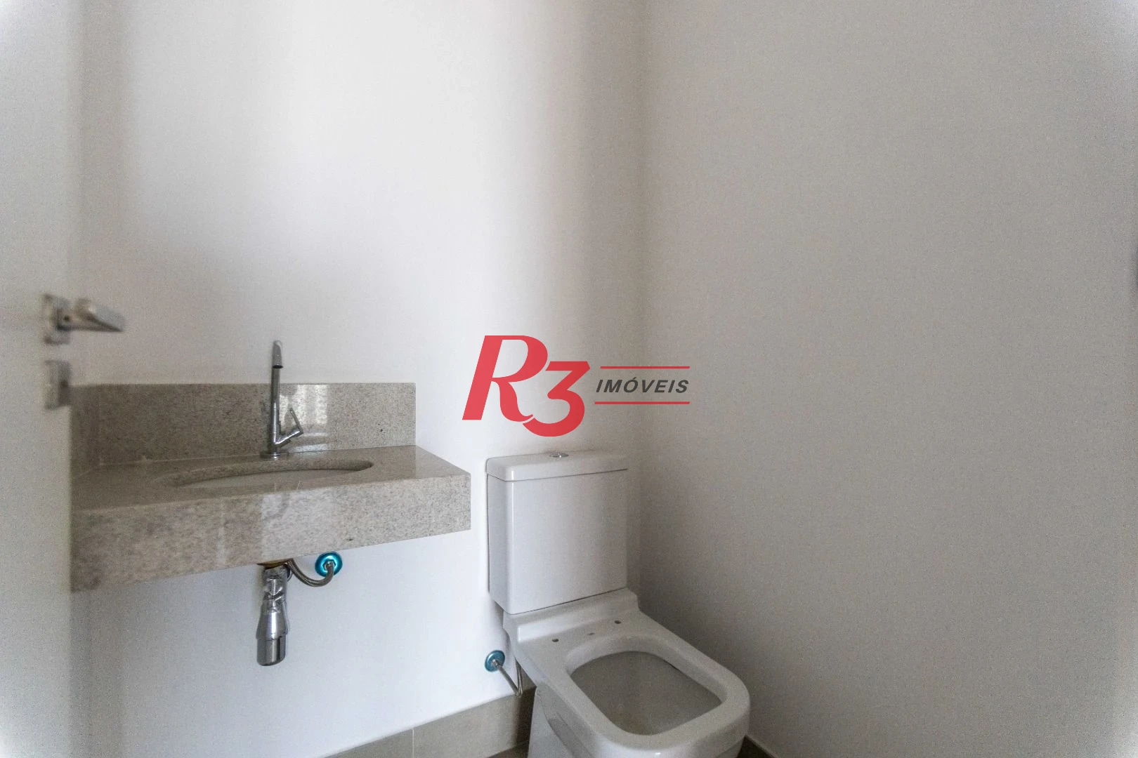 Apartamento com 2 dormitórios à venda, 83 m² por R$ 1.220.000,00 - Boqueirão - Santos/SP