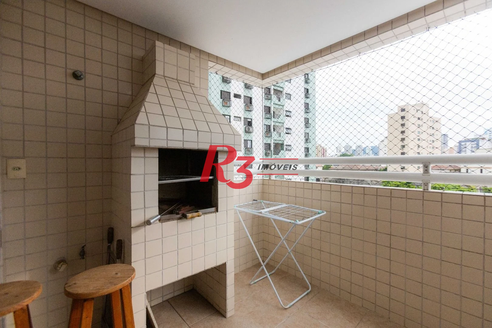 Apartamento com 1 dormitório para alugar, 56 m² por R$ 3.800,02/mês - Ponta da Praia - Santos/SP