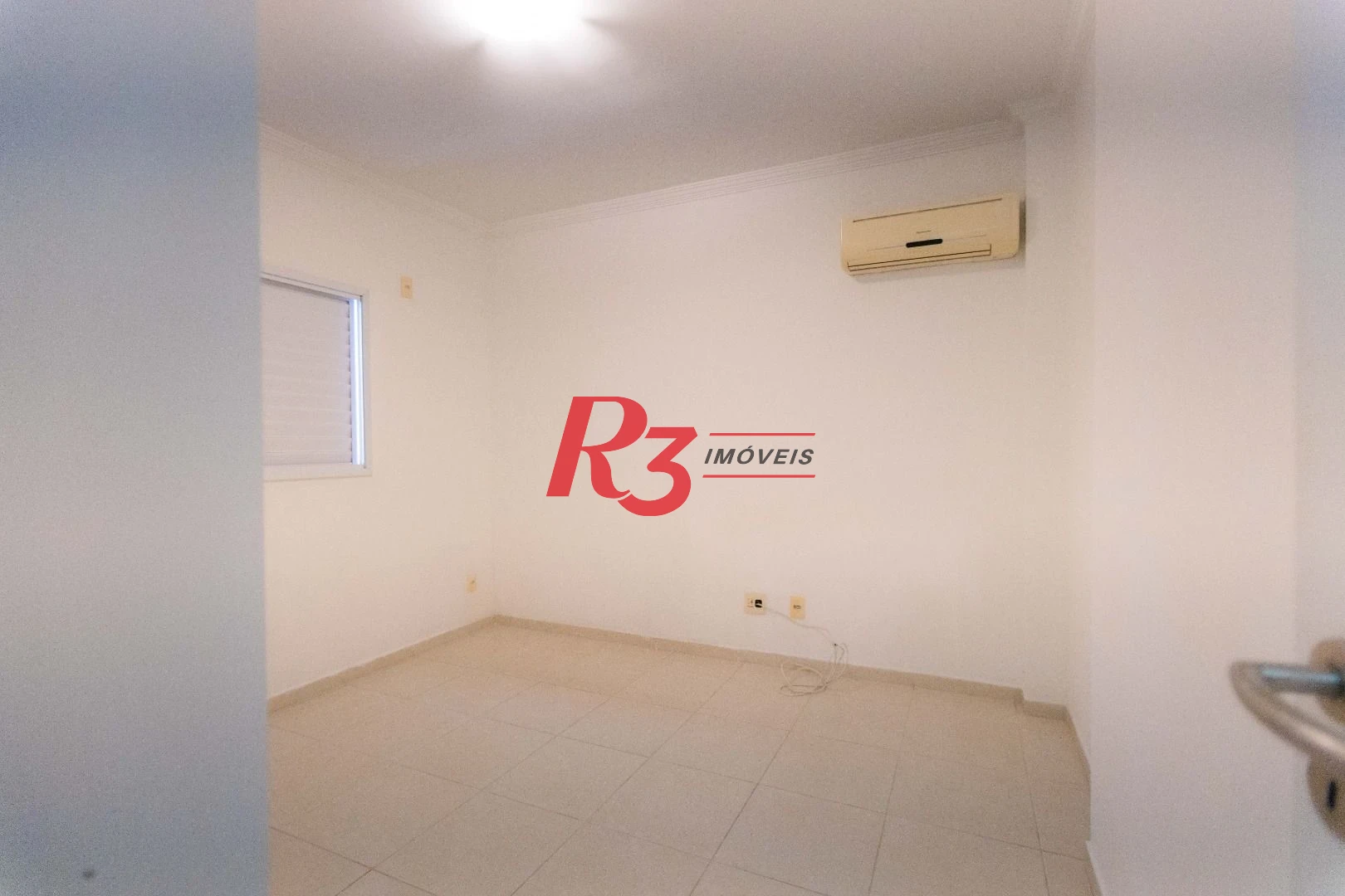 Apartamento com 1 dormitório para alugar, 56 m² por R$ 3.800,02/mês - Ponta da Praia - Santos/SP
