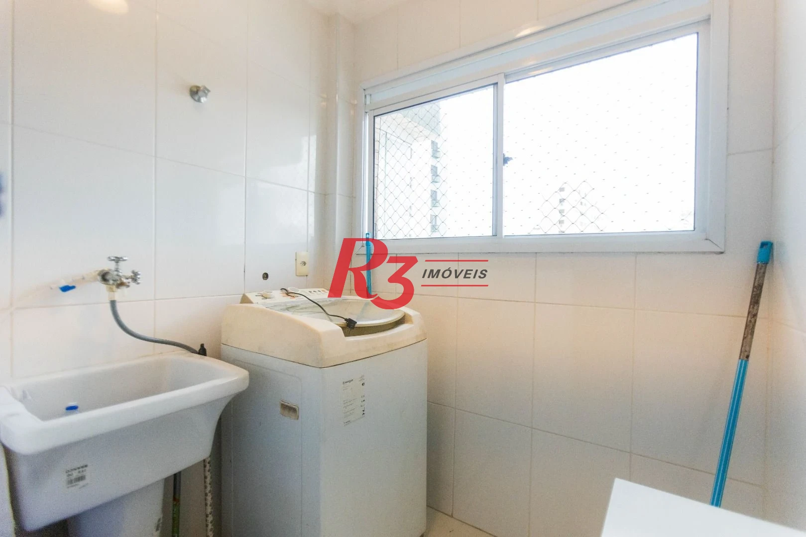 Apartamento com 1 dormitório para alugar, 56 m² por R$ 3.800,02/mês - Ponta da Praia - Santos/SP