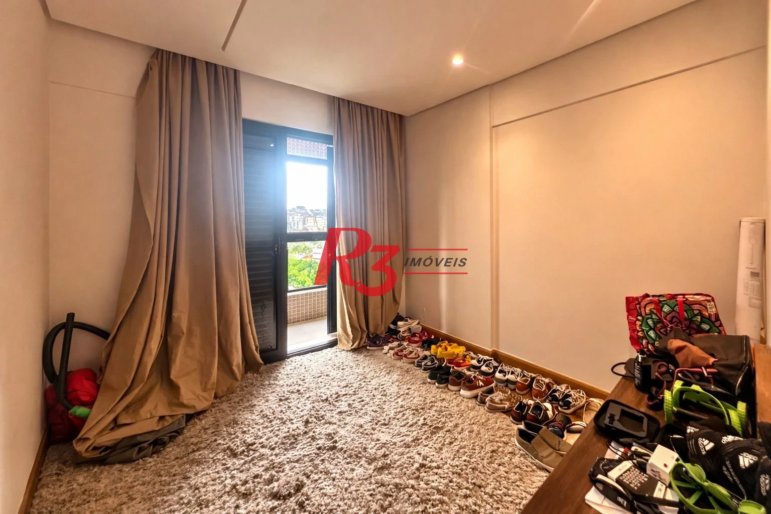 Apartamento com 2 dormitórios à venda, 75 m² por R$ 1.140.000,00 - José Menino - Santos/SP