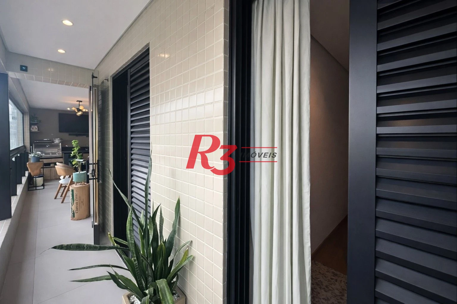 Apartamento com 2 dormitórios à venda, 75 m² por R$ 1.140.000,00 - José Menino - Santos/SP