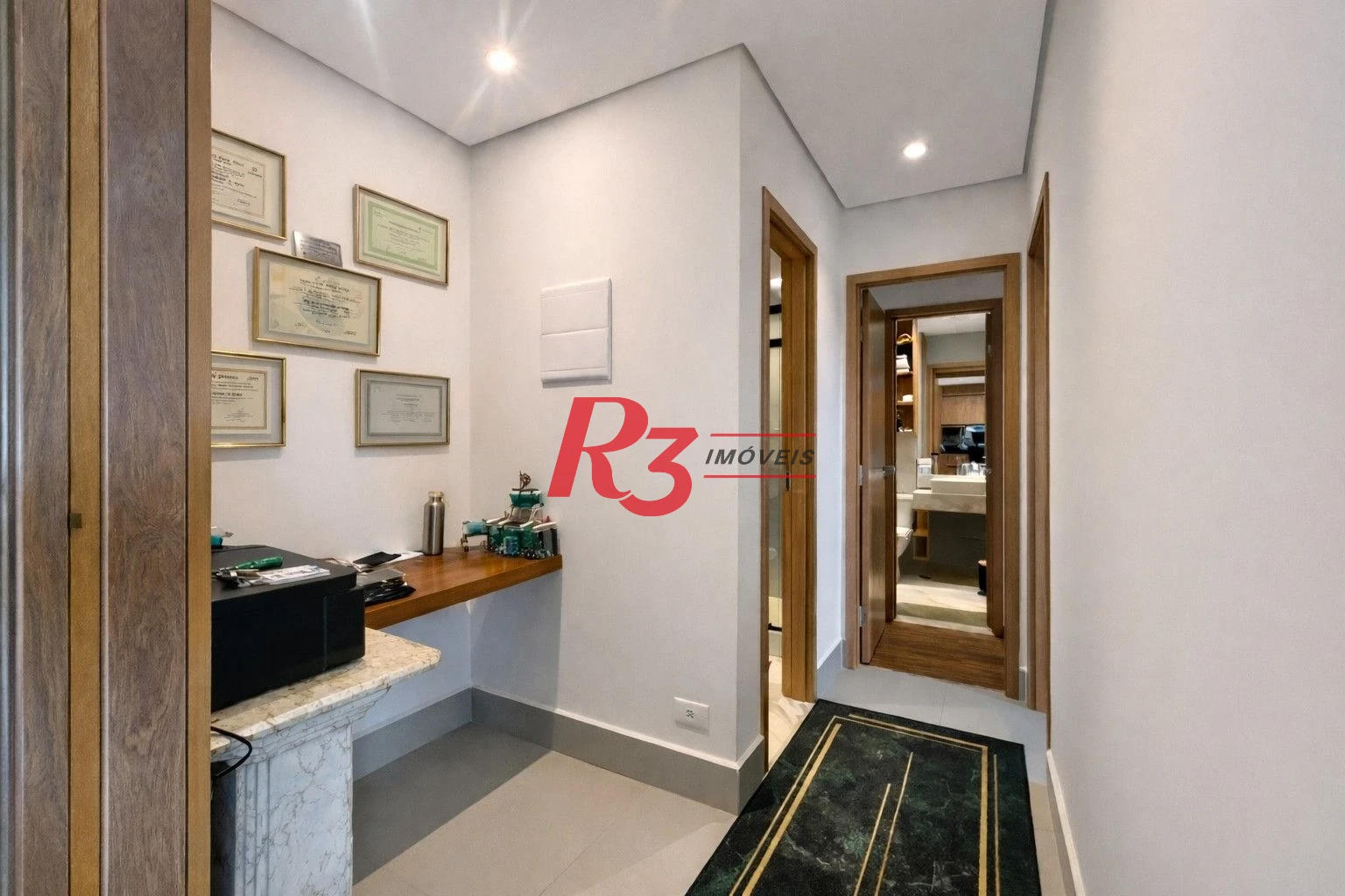 Apartamento com 2 dormitórios à venda, 75 m² por R$ 1.140.000,00 - José Menino - Santos/SP