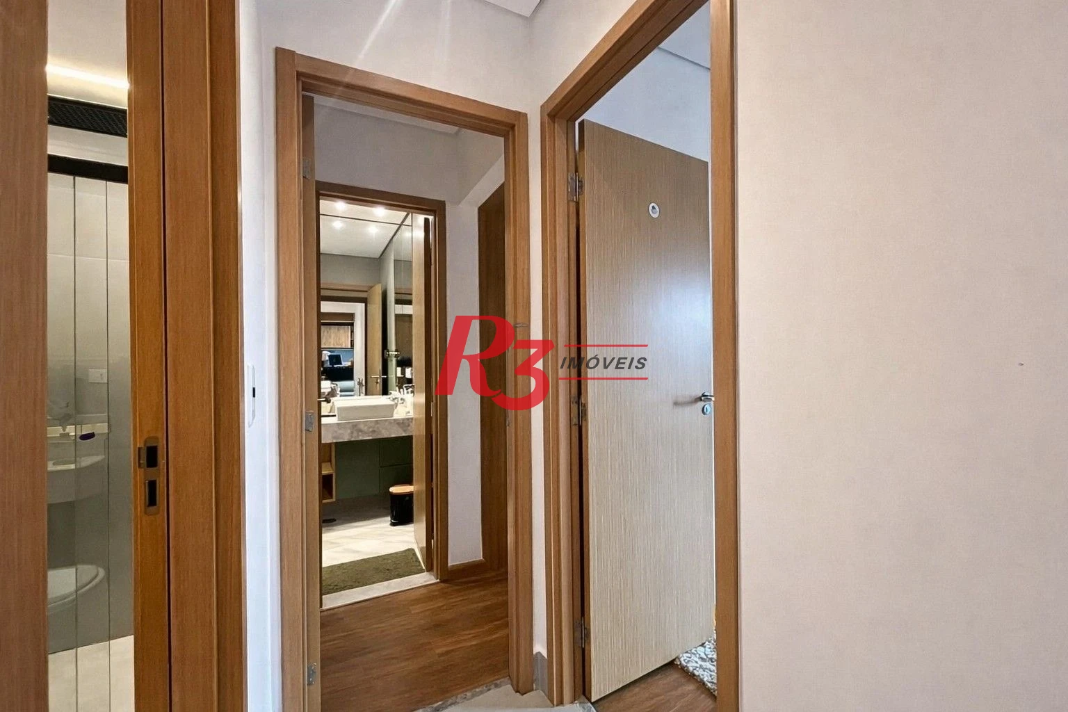 Apartamento com 2 dormitórios à venda, 75 m² por R$ 1.140.000,00 - José Menino - Santos/SP
