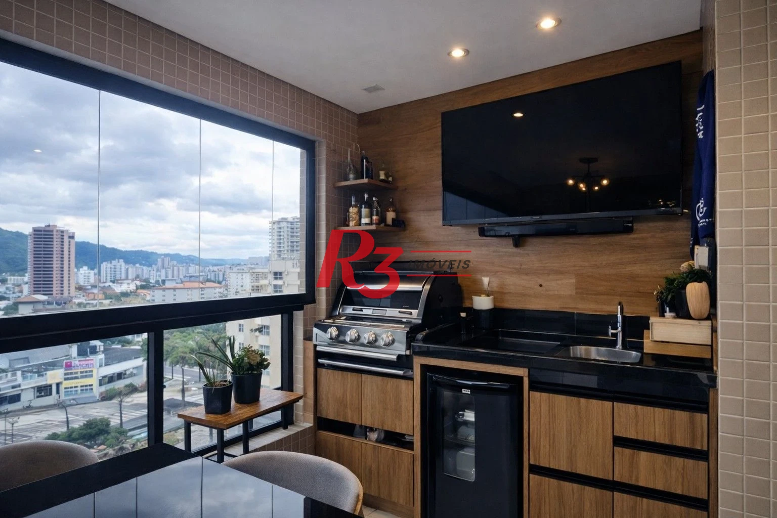 Apartamento com 2 dormitórios à venda, 75 m² por R$ 1.140.000,00 - José Menino - Santos/SP