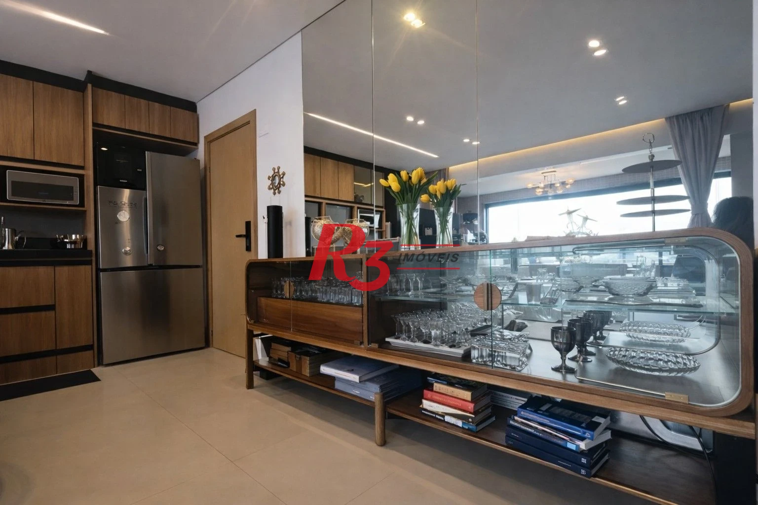 Apartamento com 2 dormitórios à venda, 75 m² por R$ 1.140.000,00 - José Menino - Santos/SP