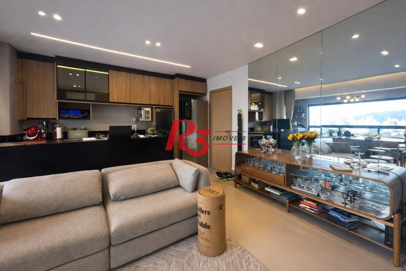 Apartamento com 2 dormitórios à venda, 75 m² por R$ 1.140.000,00 - José Menino - Santos/SP