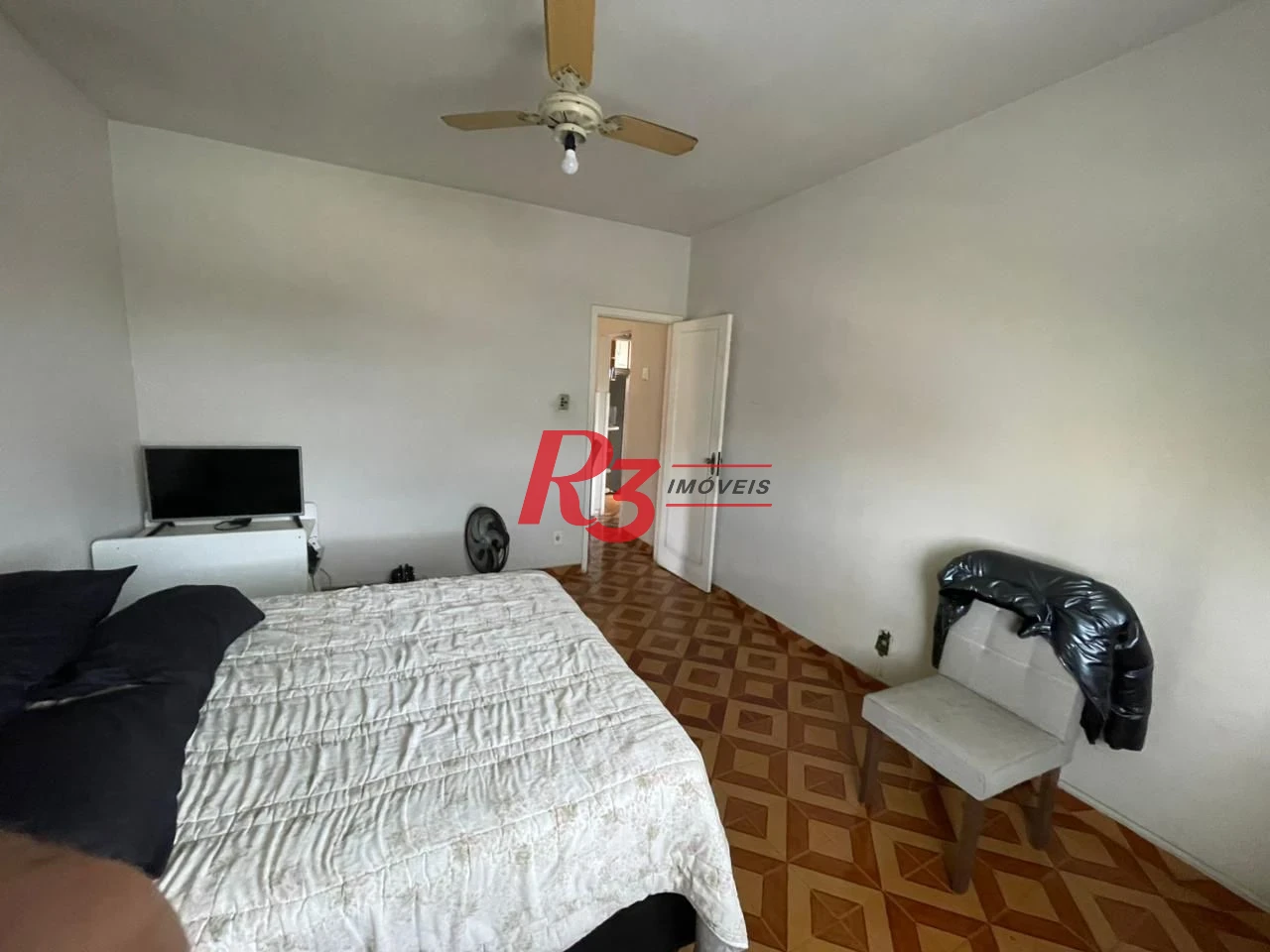 Apartamento com 2 dormitórios à venda, 60 m² por R$ 352.000,00 - Marapé - Santos/SP