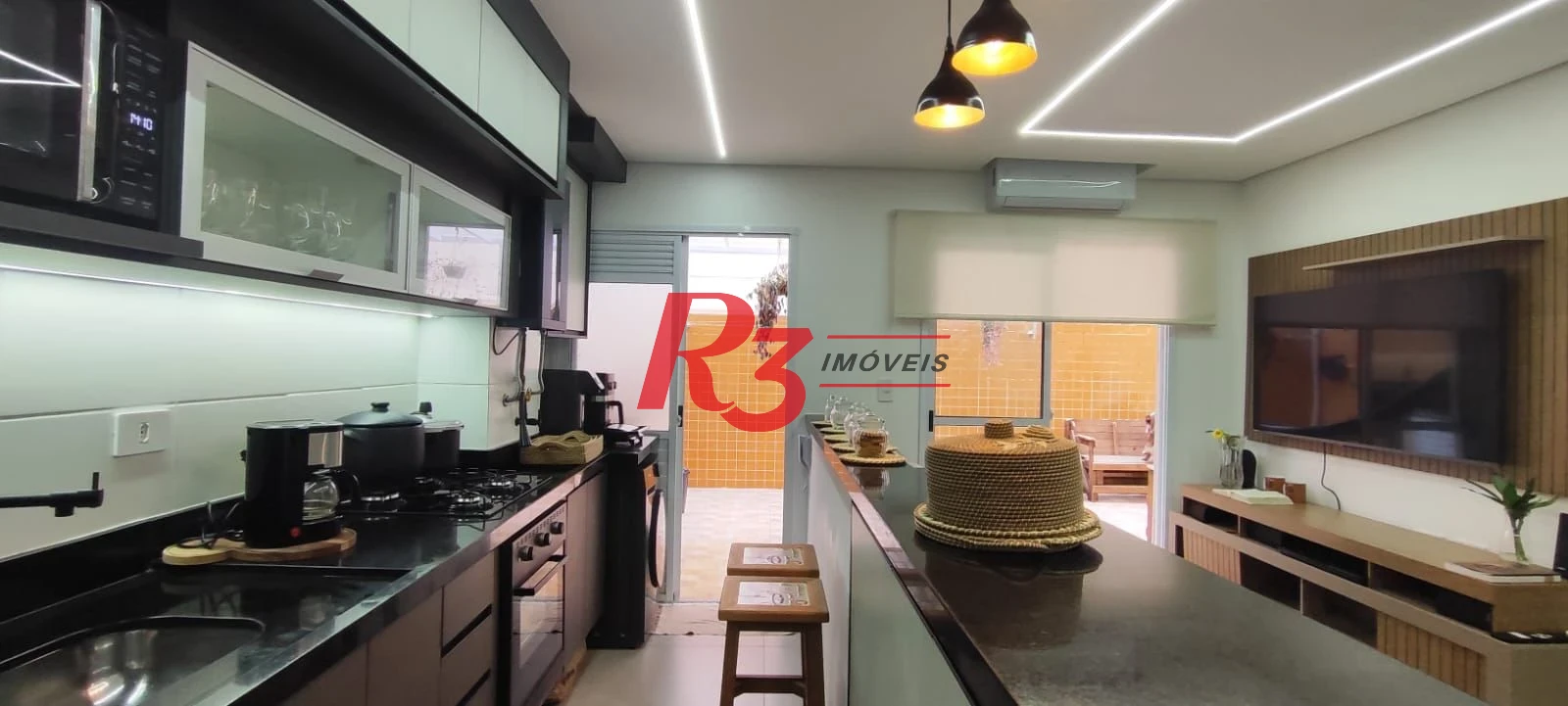 Apartamento Garden com 2 dormitórios à venda, 75 m² por R$ 692.000,00 - Boqueirão - Praia Grande/SP