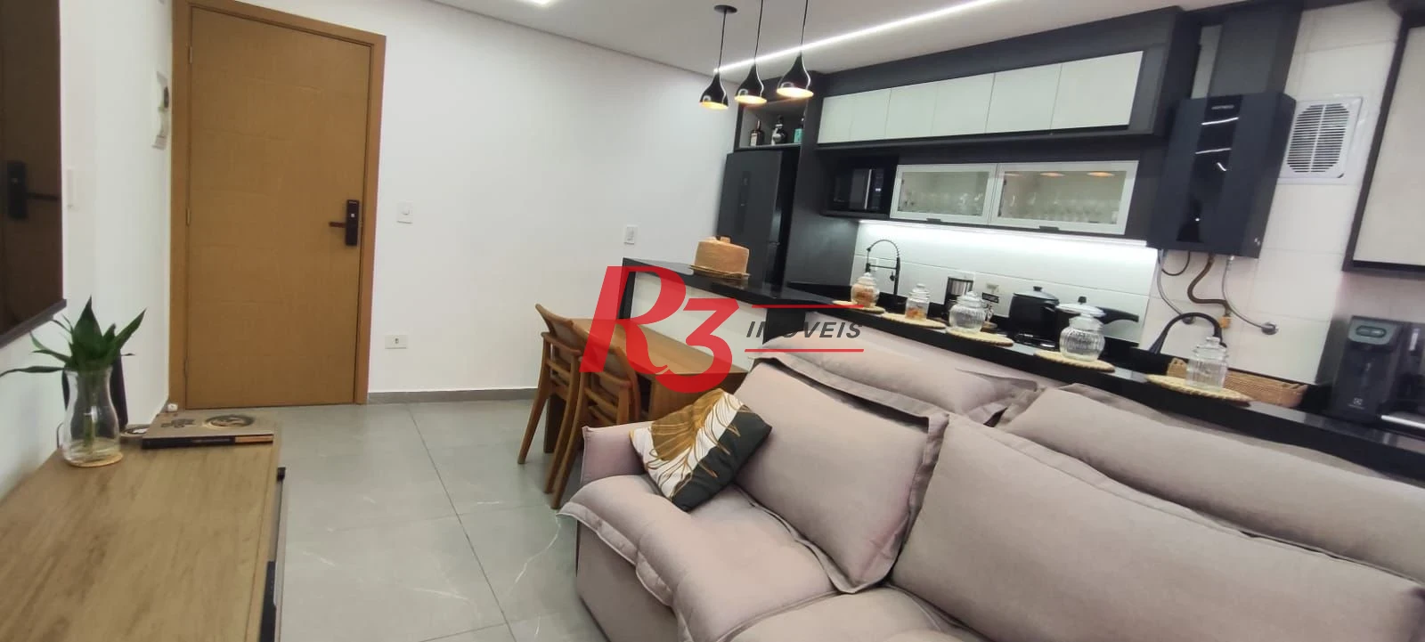 Apartamento Garden com 2 dormitórios à venda, 75 m² por R$ 692.000,00 - Boqueirão - Praia Grande/SP