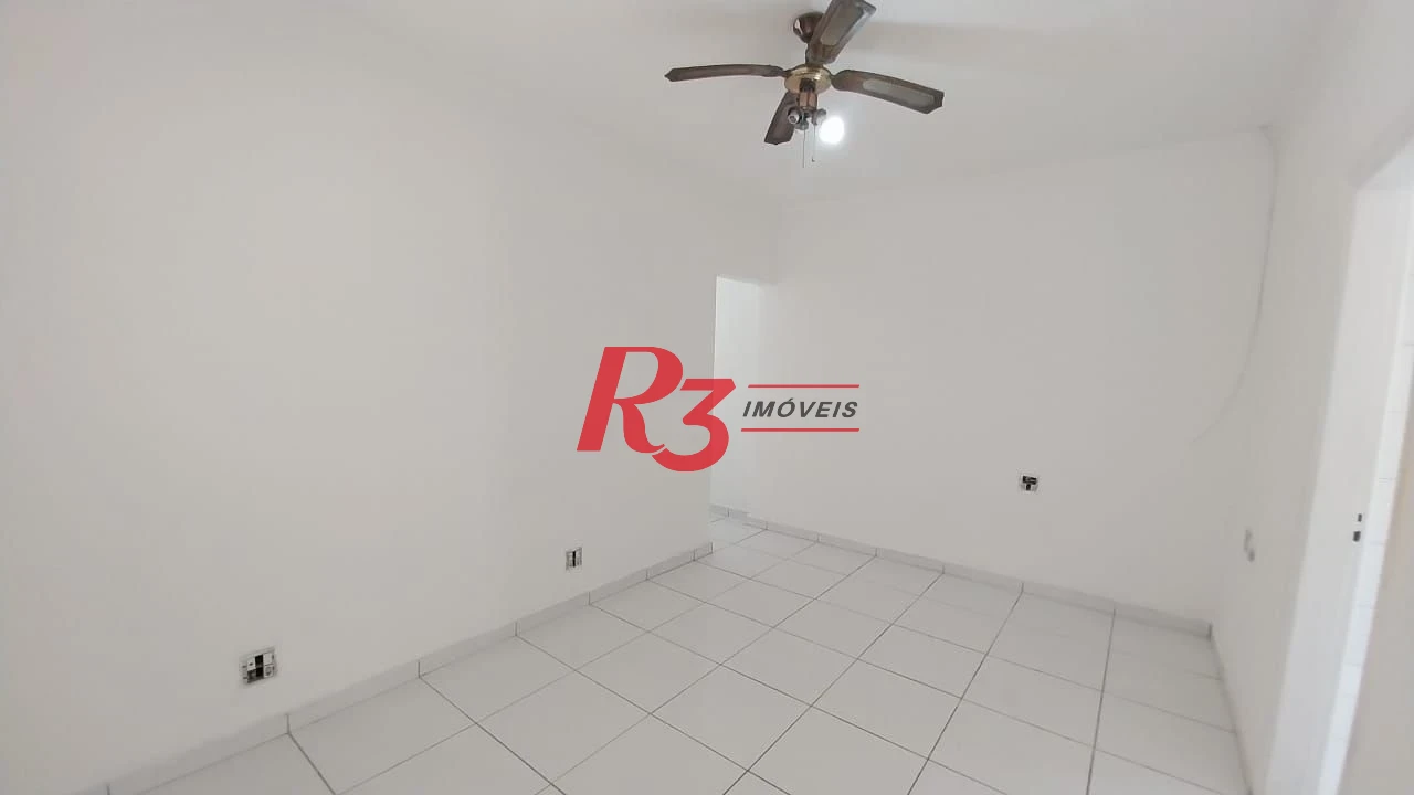 Apartamento com 2 dormitórios à venda, 75 m² por R$ 402.000,00 - Gonzaga - Santos/SP