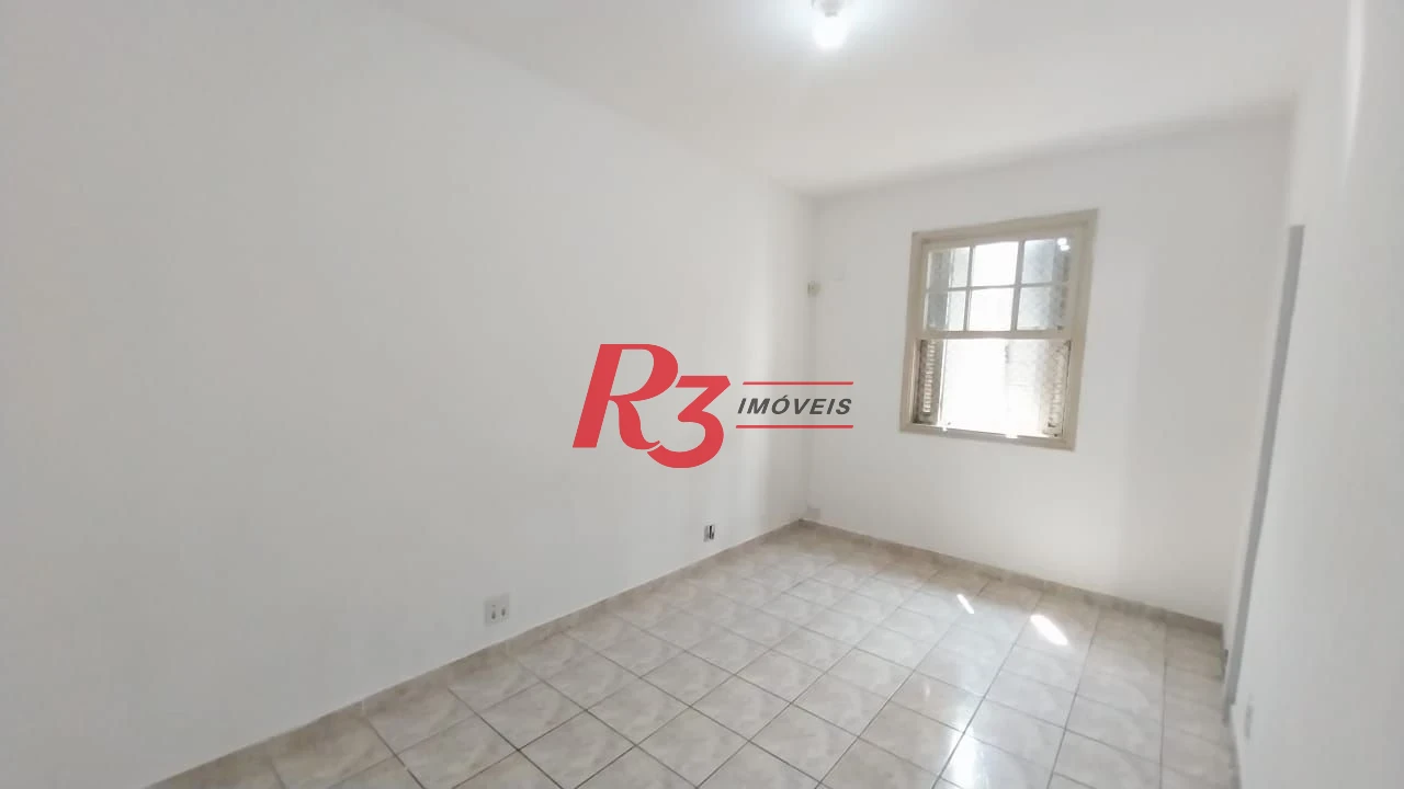 Apartamento com 2 dormitórios à venda, 75 m² por R$ 402.000,00 - Gonzaga - Santos/SP