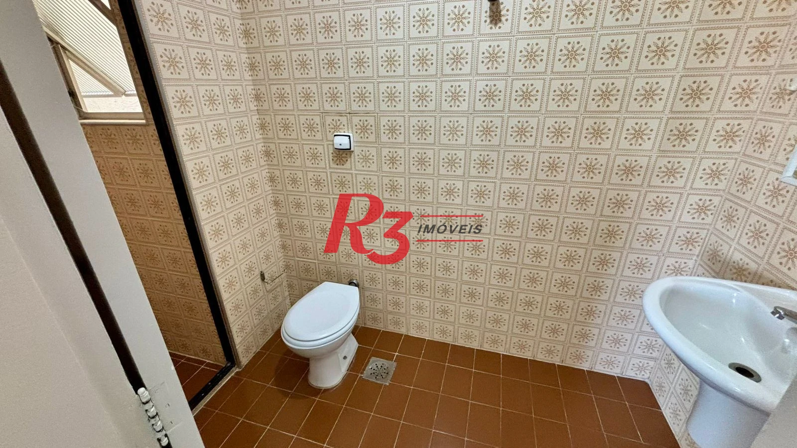 Apartamento com 2 dormitórios à venda, 116 m² por R$ 580.000,00 - Boqueirão - Santos/SP