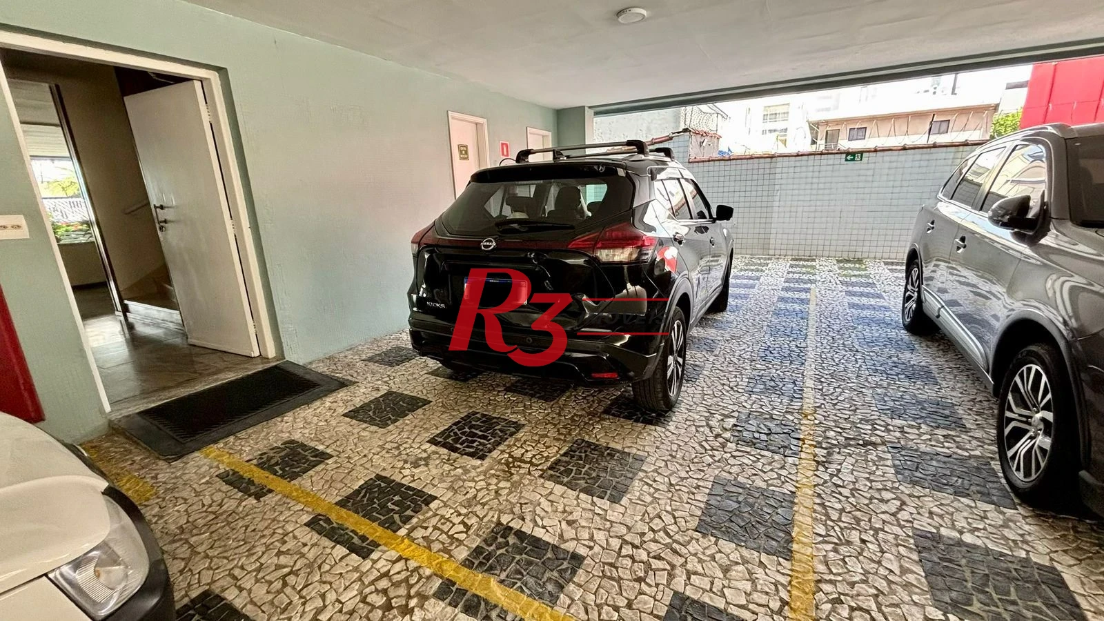 Apartamento com 2 dormitórios à venda, 116 m² por R$ 580.000,00 - Boqueirão - Santos/SP