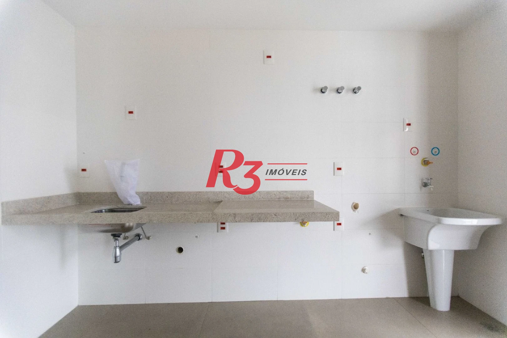 Apartamento com 1 dormitório à venda, 54 m² por R$ 905.000,00 - Boqueirão - Santos/SP