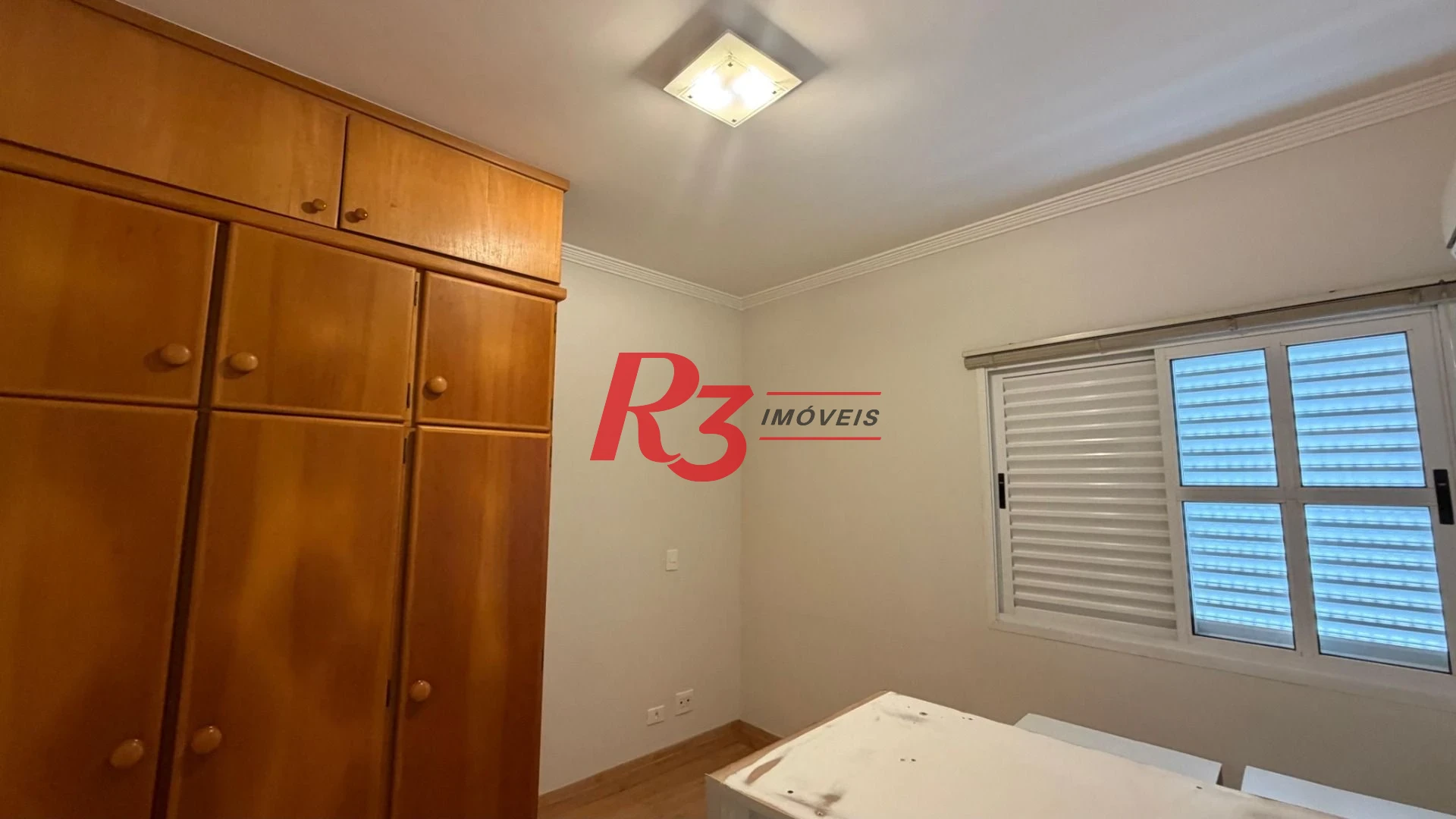 Apartamento com 2 dormitórios à venda, 70 m² por R$ 730.000,00 - Gonzaga - Santos/SP