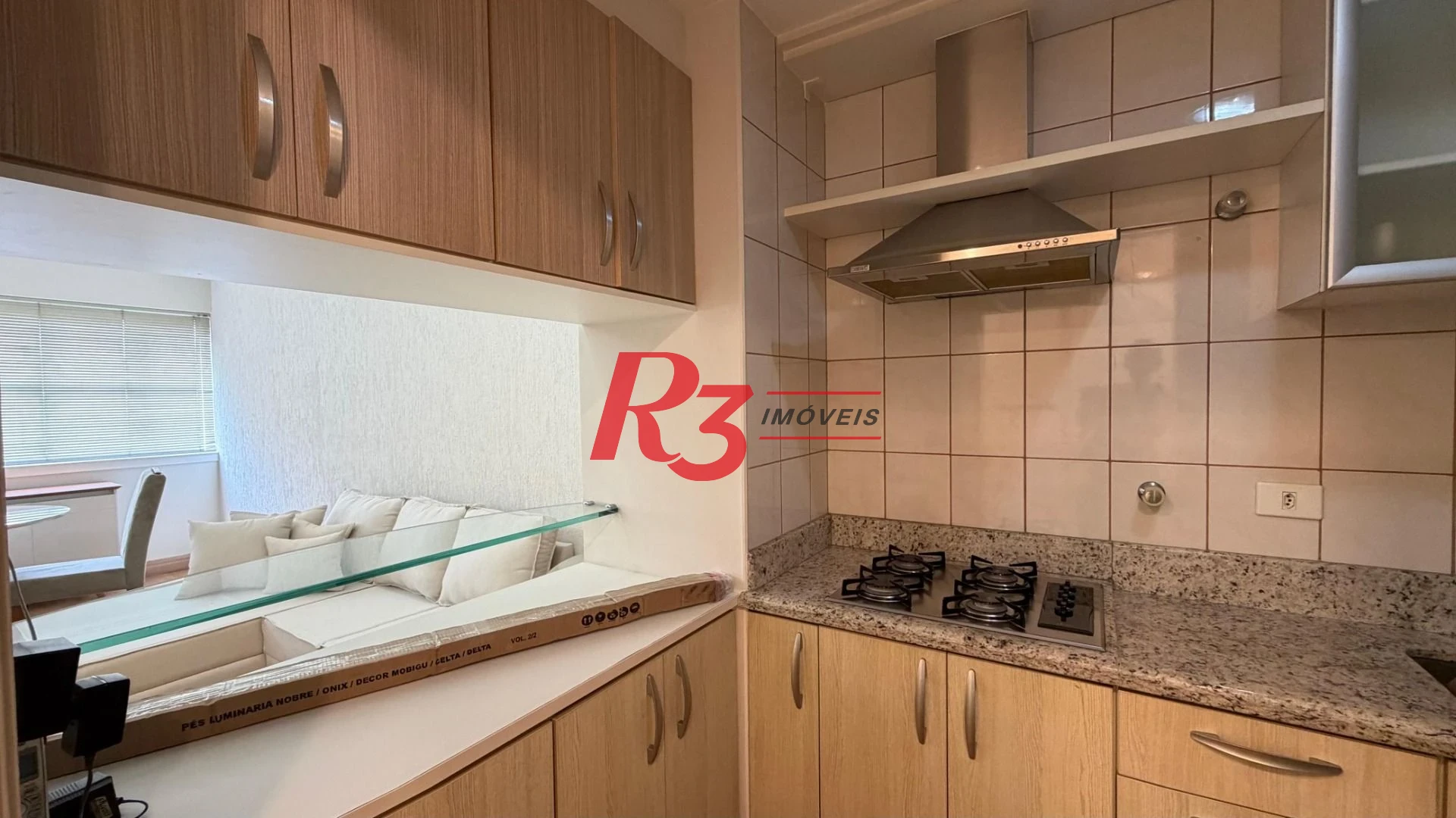Apartamento com 2 dormitórios à venda, 70 m² por R$ 730.000,00 - Gonzaga - Santos/SP