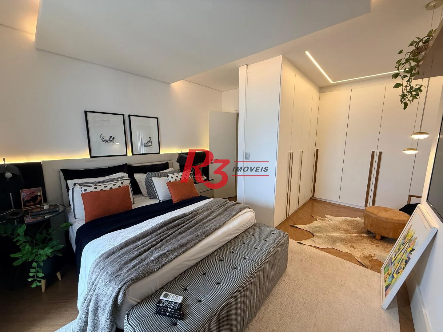 Apartamento com 2 dormitórios à venda, 114 m² por R$ 1.915.000,00 - Pompéia - Santos/SP