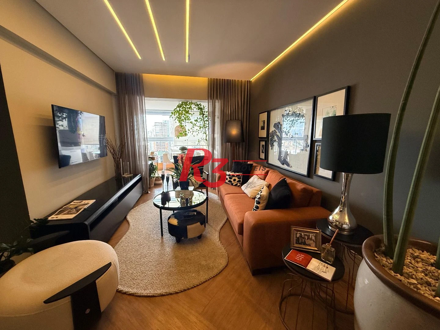 Apartamento com 2 dormitórios à venda, 114 m² por R$ 1.915.000,00 - Pompéia - Santos/SP