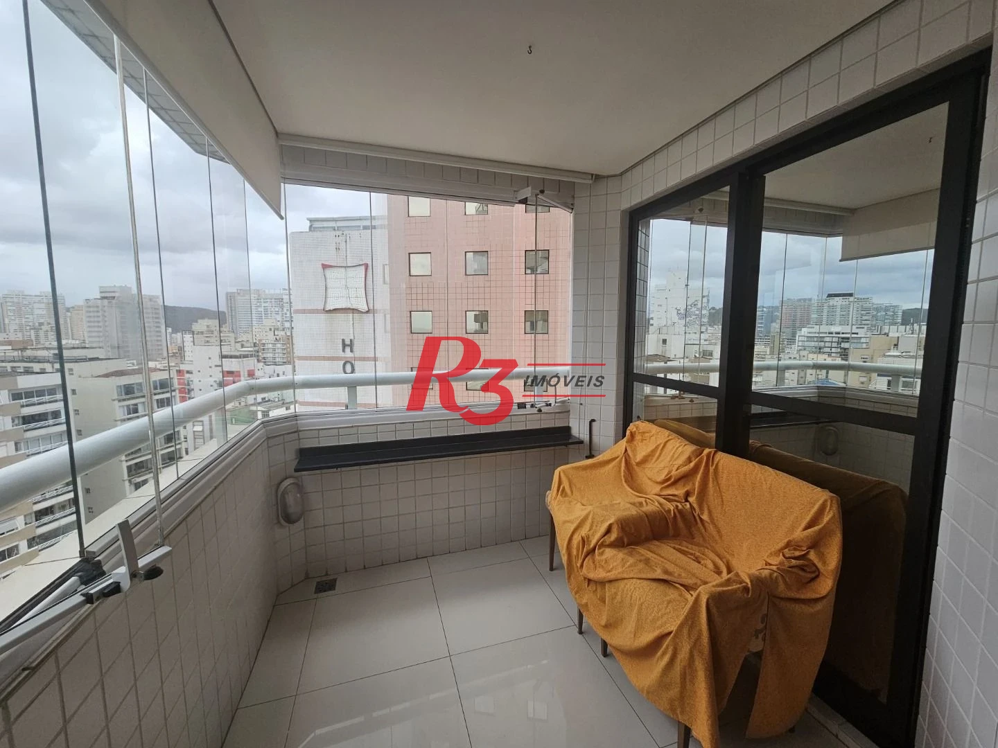 Apartamento com 2 dormitórios à venda, 60 m² por R$ 850.000,00 - Boqueirão - Santos/SP