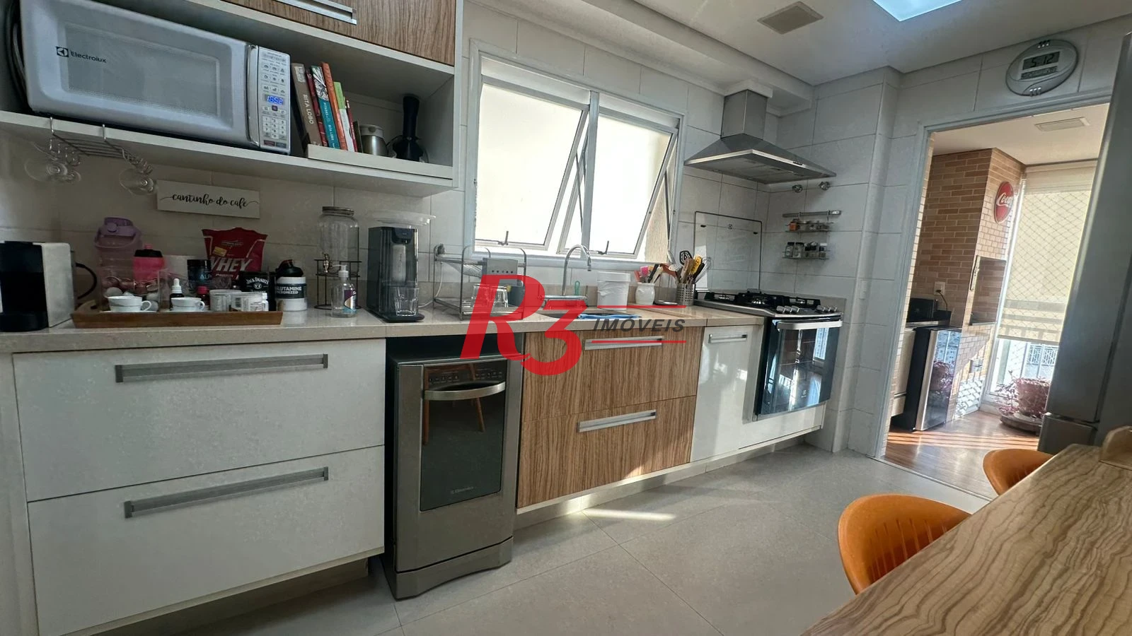Apartamento com 3 dormitórios à venda, 159 m² por R$ 2.500.000,00 - Gonzaga - Santos/SP