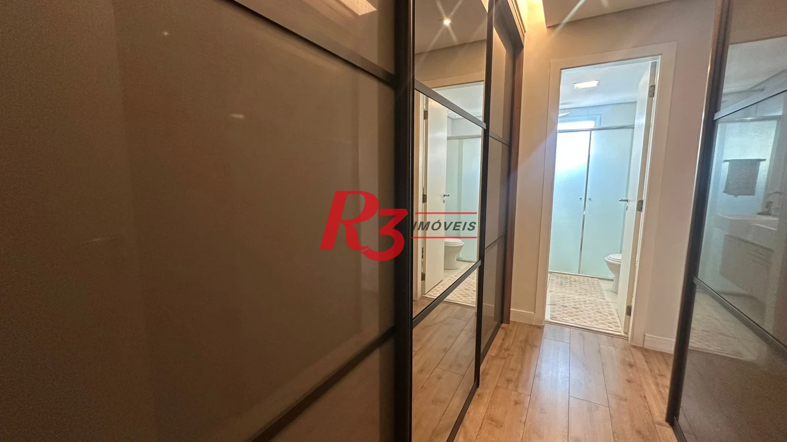 Apartamento com 3 dormitórios à venda, 159 m² por R$ 2.500.000,00 - Gonzaga - Santos/SP