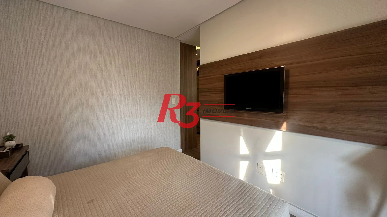 Apartamento com 3 dormitórios à venda, 159 m² por R$ 2.500.000,00 - Gonzaga - Santos/SP