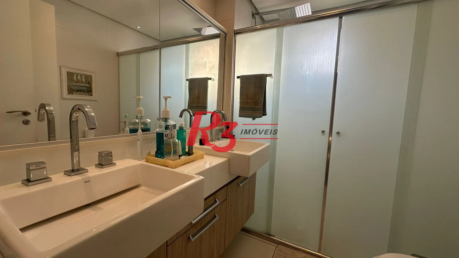 Apartamento com 3 dormitórios à venda, 159 m² por R$ 2.500.000,00 - Gonzaga - Santos/SP