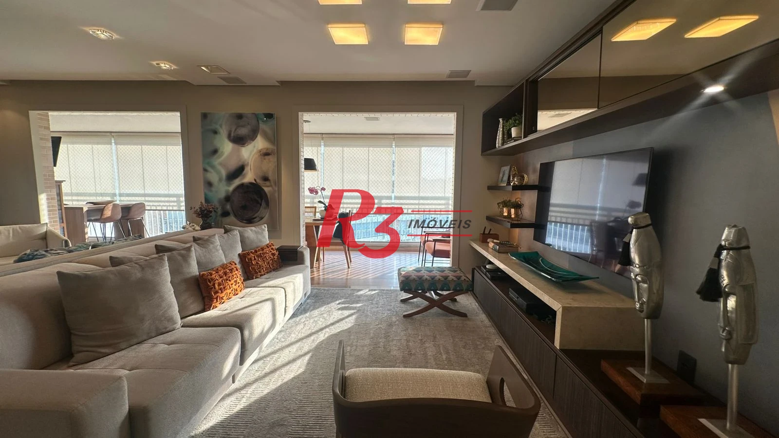 Apartamento com 3 dormitórios à venda, 159 m² por R$ 2.500.000,00 - Gonzaga - Santos/SP