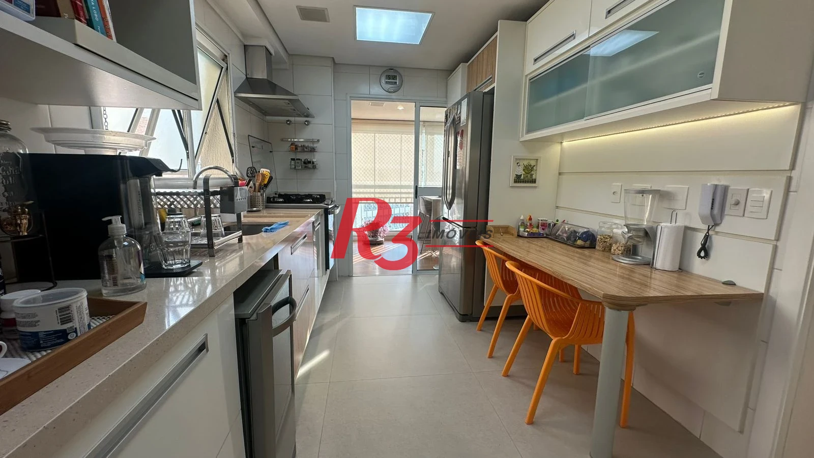 Apartamento com 3 dormitórios à venda, 159 m² por R$ 2.500.000,00 - Gonzaga - Santos/SP