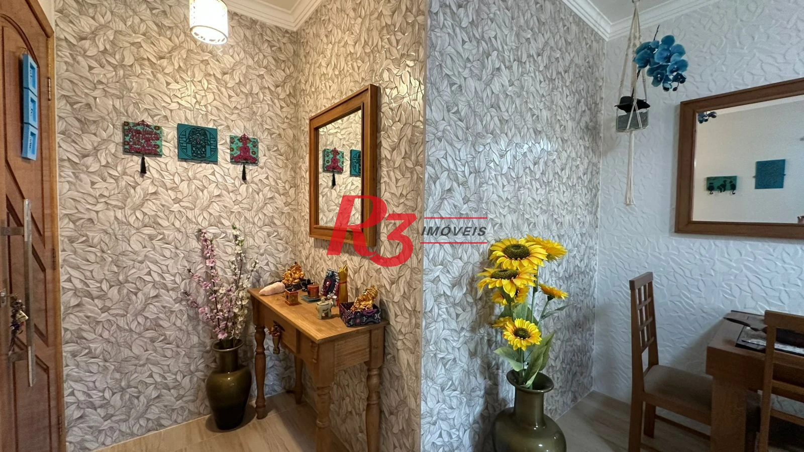 Apartamento com 3 dormitórios à venda, 115 m² por R$ 745.000,00 - Campo Grande - Santos/SP