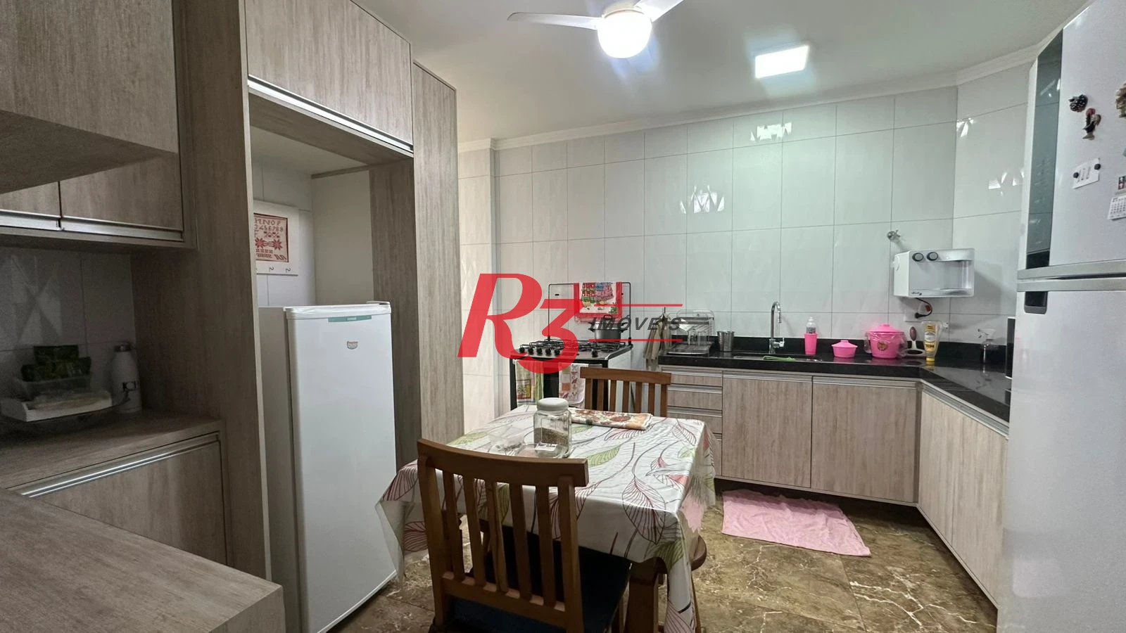 Apartamento com 3 dormitórios à venda, 115 m² por R$ 745.000,00 - Campo Grande - Santos/SP