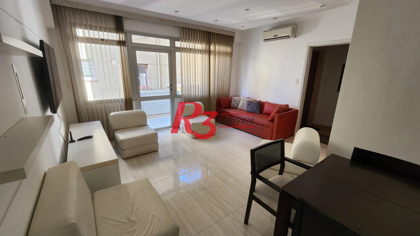 Apartamento com 2 dormitórios à venda, 84 m² por R$ 816.200,00 - Gonzaga - Santos/SP