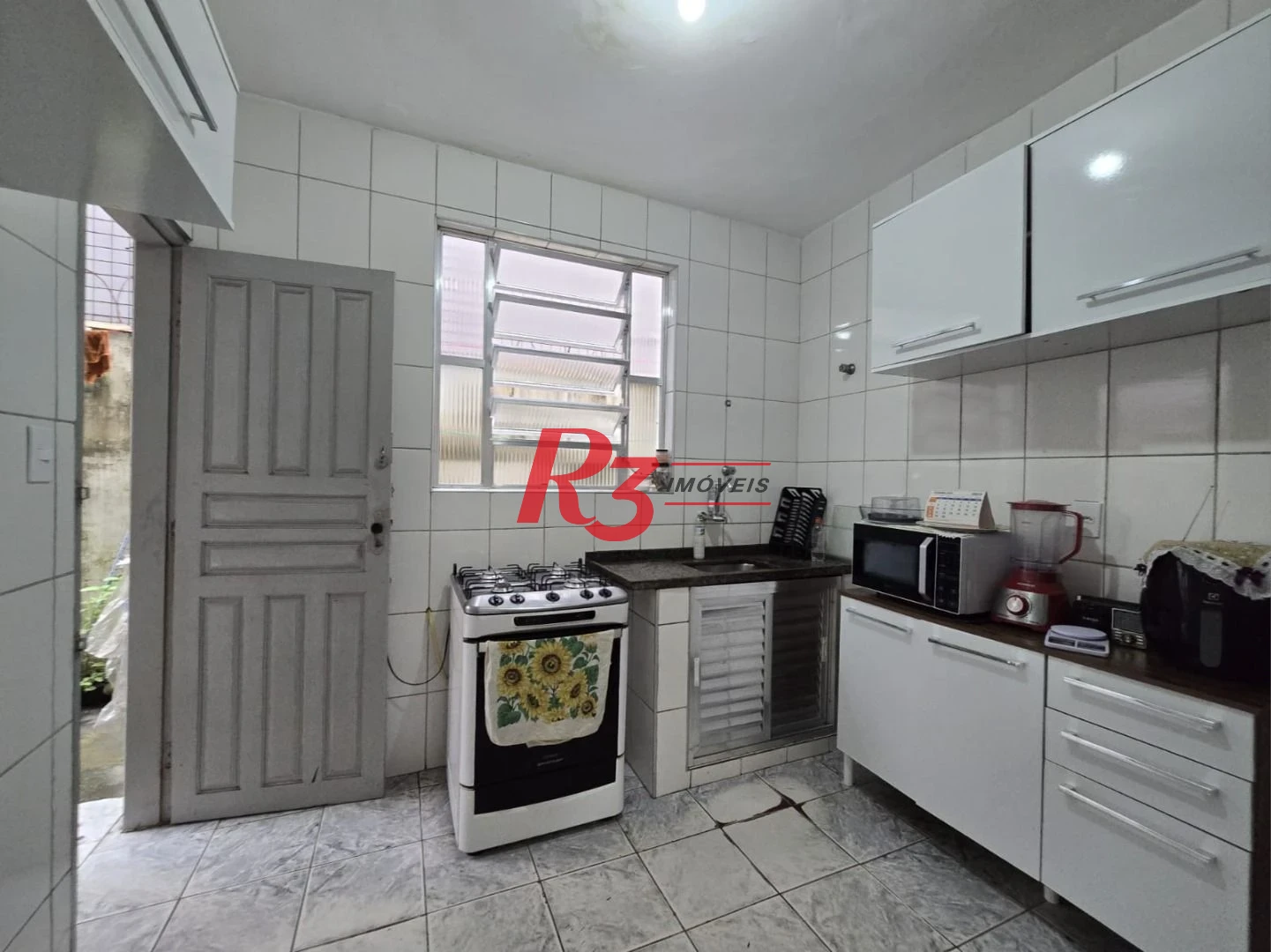 Apartamento com 2 dormitórios à venda, 62 m² por R$ 310.000,00 - Vila Matias - Santos/SP