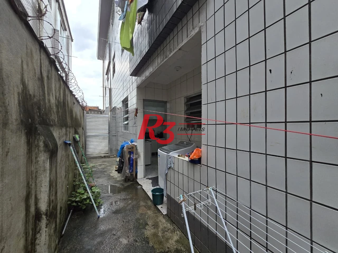 Apartamento com 2 dormitórios à venda, 62 m² por R$ 310.000,00 - Vila Matias - Santos/SP