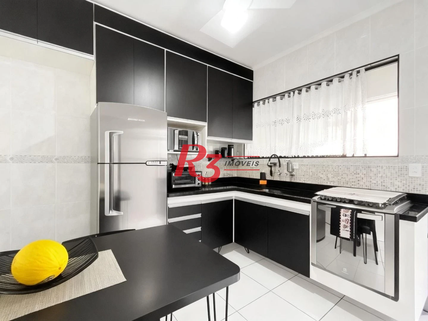 Apartamento com 2 dormitórios à venda, 120 m² por R$ 650.000,00 - Marapé - Santos/SP